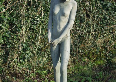 Young woman nude statue